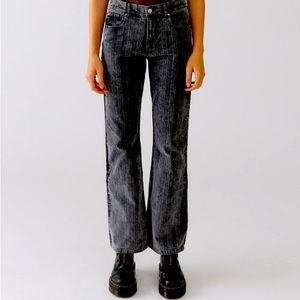 NWT dark grey corduroy BDG boot cut pants - size 30